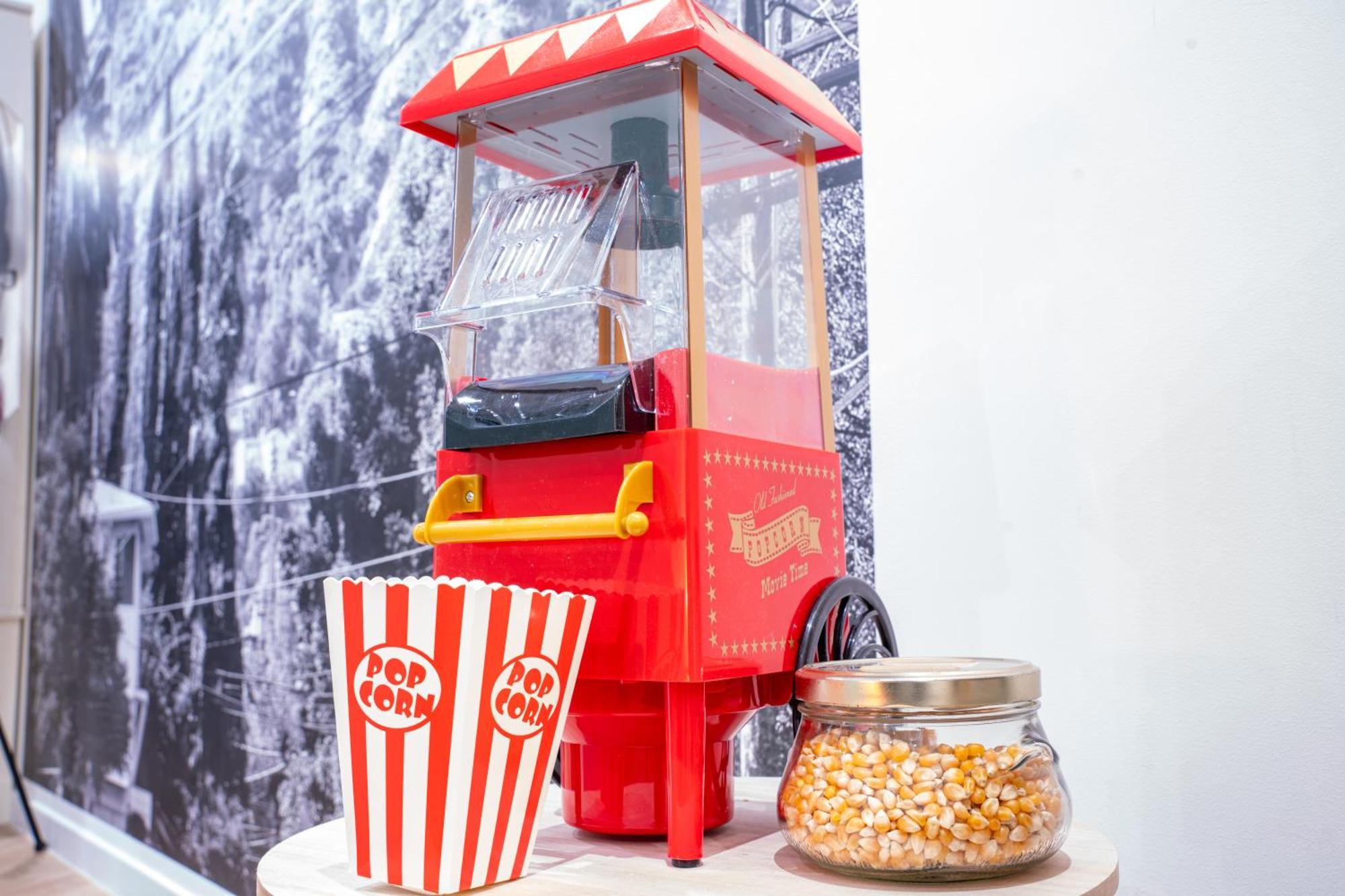 Food And Chill - Deux Appartements Hypercentre - 1 Theme Cinema - By Primo C0Nciergerie Tournus Luaran gambar